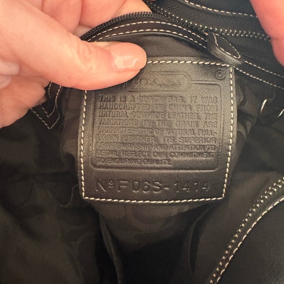 Coach 1414 Black Shoulder/Crossbody Leather Bag with Adjustable Strap - Picture 11 of 11